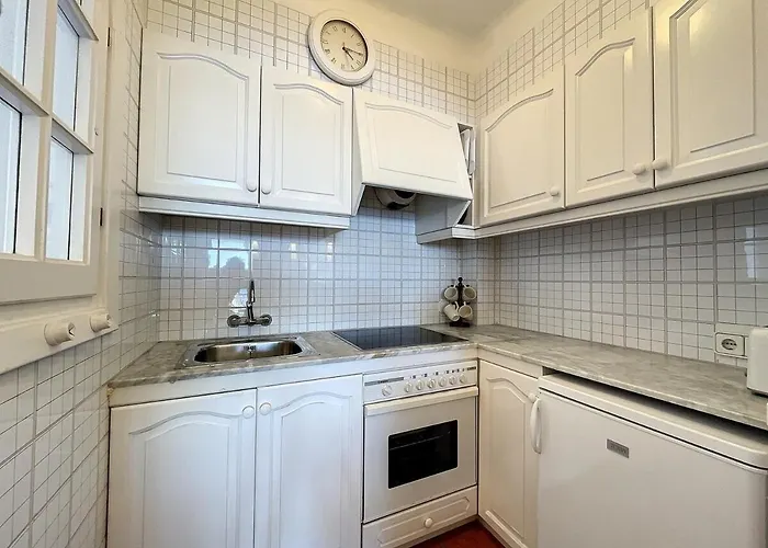 Roca Fornells, Bonito Sobre El Mar P98 *