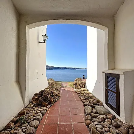 P98 - Bonito Sobre El Mar Apartamento Fornells (Menorca)